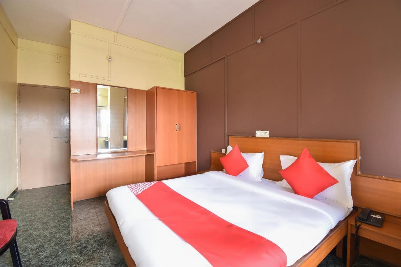Oyo 63264 Hotel Shamiana Pandharpur Eksteriør bilde