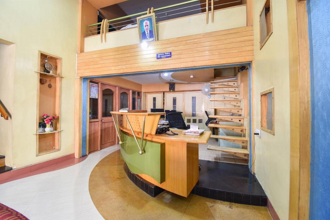 Oyo 63264 Hotel Shamiana Pandharpur Eksteriør bilde