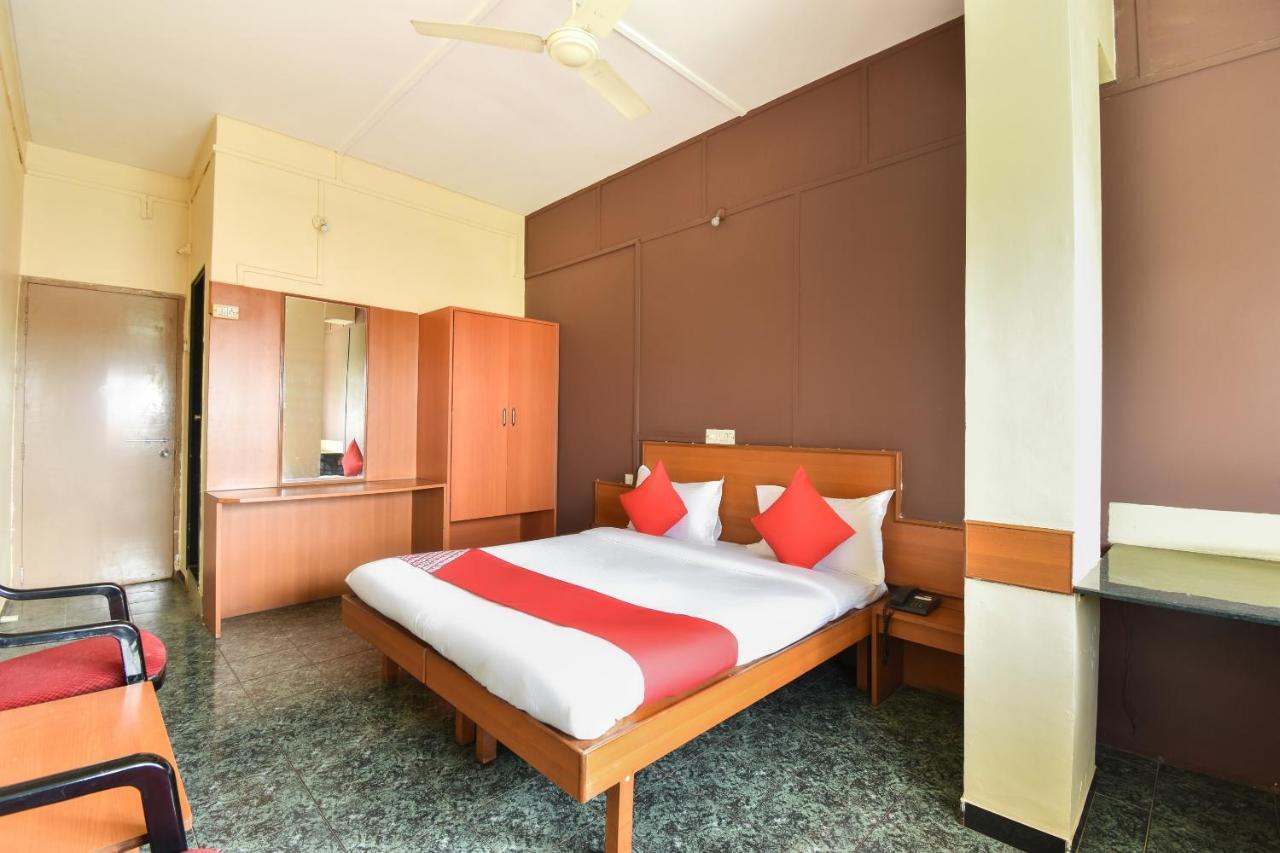 Oyo 63264 Hotel Shamiana Pandharpur Eksteriør bilde