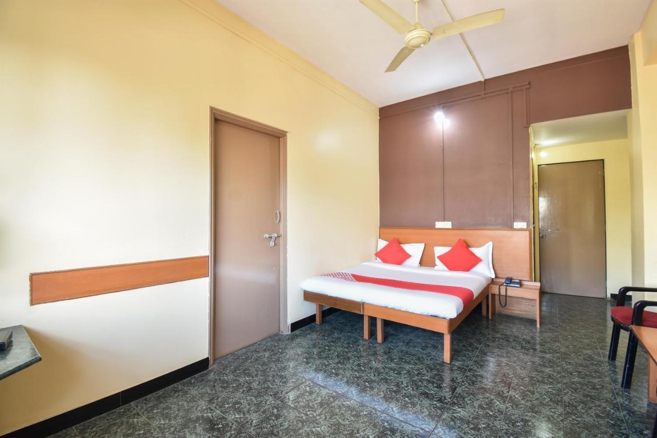 Oyo 63264 Hotel Shamiana Pandharpur Eksteriør bilde