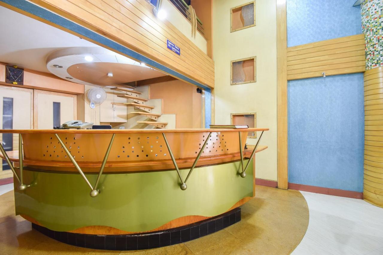 Oyo 63264 Hotel Shamiana Pandharpur Eksteriør bilde